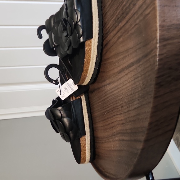 Ardene sandals - Picture 2 of 4